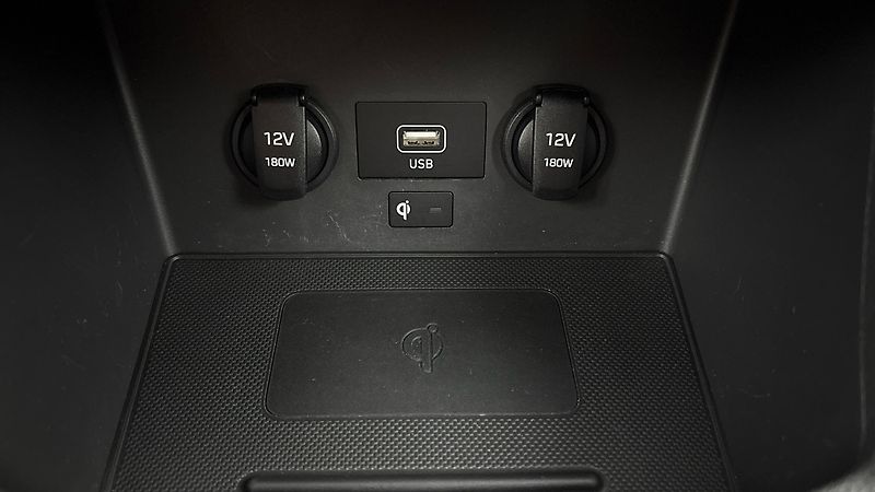 Hyundai i30 1.5 T-GDI Smart Kombi - fotka 21 z 25
