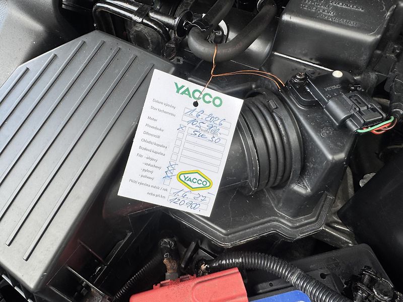 Honda Civic (2006) 1,4i-VTEC,SPORT,rezervace - fotka 28 z 36