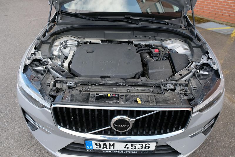 Volvo XC60 (2023) 36t km, záruka, odp. DPH - fotka 10 z 10