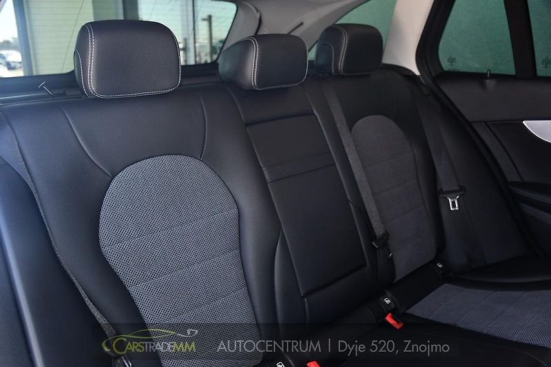 Mercedes-Benz Třídy C 400 AMG 4M ACC 410K  - fotka 20 z 54