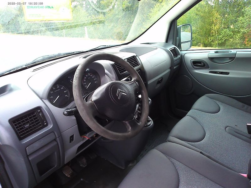Citroën Jumpy 2.0 HDi L2H1 - fotka 10 z 20