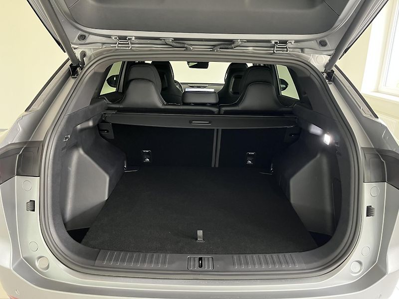 Omoda Ostatní (2026)  PHEV PREMIUM - fotka 9 z 22