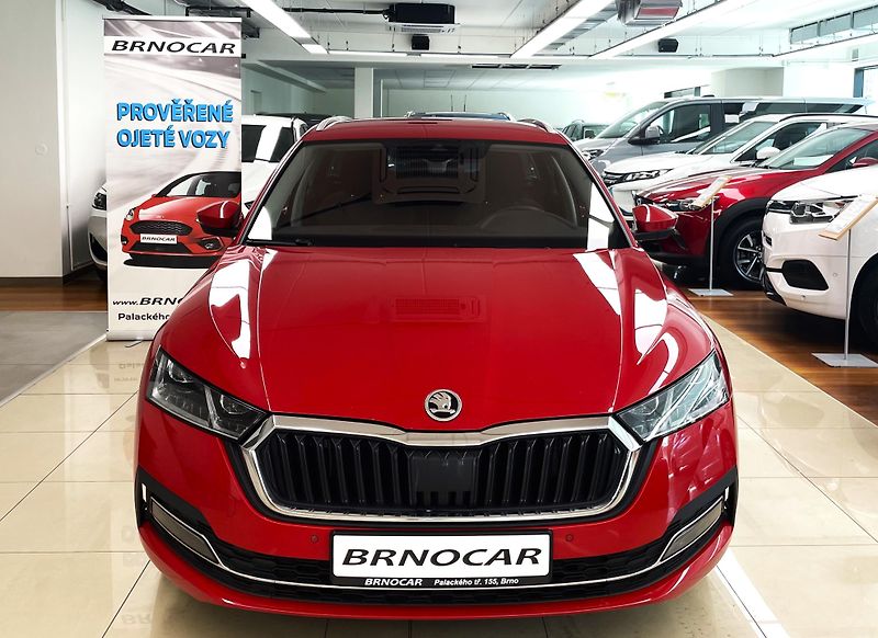 Škoda Octavia 2.0 TDI, 110 kW, STYLE, 4x4,ČR - fotka 2 z 35