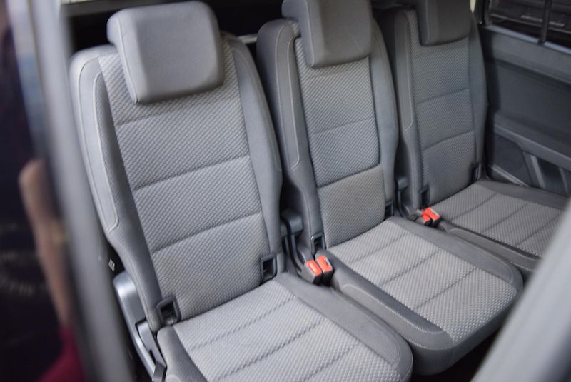 Volkswagen Touran (2017) 1.4TSI 110kw COMFORTLINE WEBAS - fotka 39 z 44
