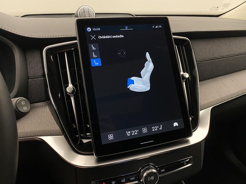 Volvo XC90 (2026) T8 AWD Plug-in BRIGHT ULTRA - fotka 72 z 76
