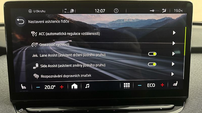 Škoda Enyaq 82 kWh AUT 80 Clever - fotka 25 z 33
