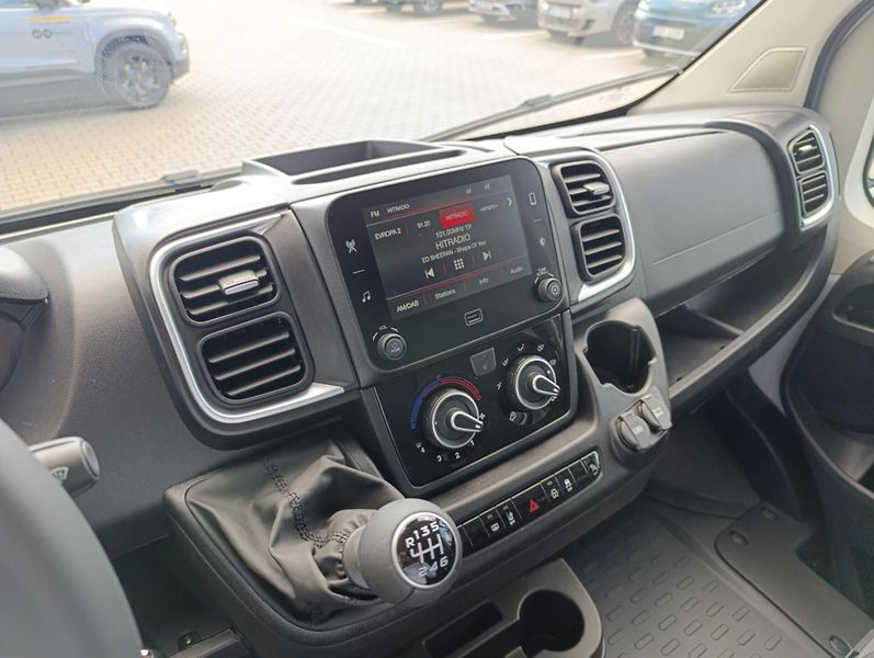Fiat Ducato 2,2 MTJ 140k  Maxi L3H2 35 - fotka 15 z 17