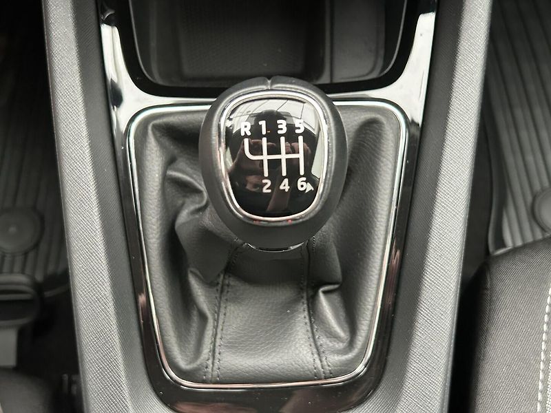 Škoda Octavia 1.5 TSI  Ambition   Plus - fotka 18 z 25
