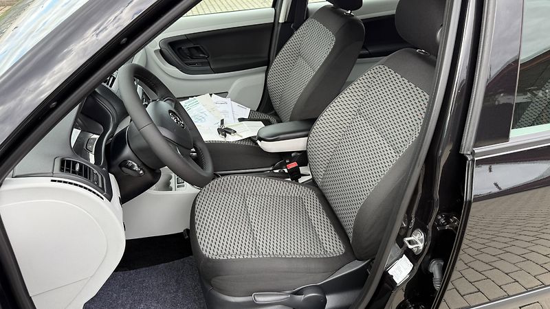 Škoda Fabia 1.2TSi*63kW*ORIG.SPORT*2XBARVA - fotka 11 z 21