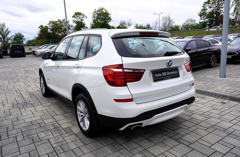 BMW X3 2.0d xDrive/manuál/navi/ČR - fotka 4 z 38