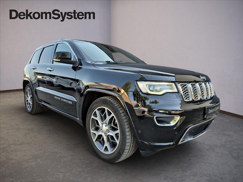 Jeep Grand Cherokee 3,0 CRD Overland 4X4 DPH - fotka 2 z 19