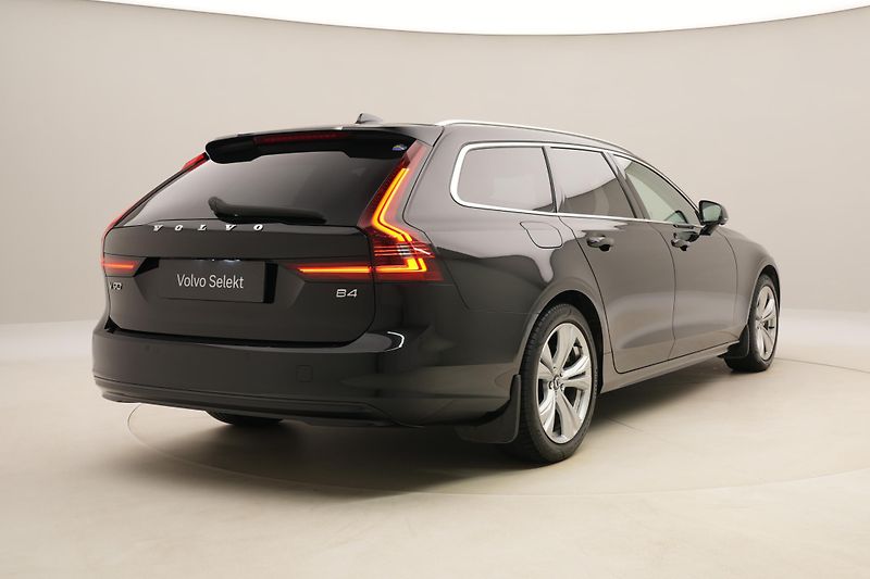 Volvo V90 B4 MOMENTUM AUT  - fotka 12 z 45
