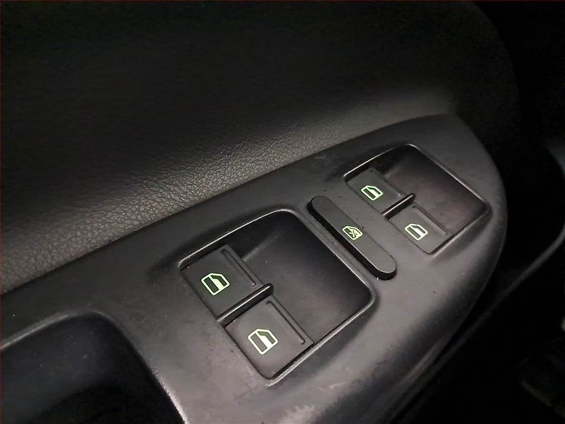 Škoda Octavia (2006) RS 2.0 TDI, po STK, Tažné - fotka 18 z 18