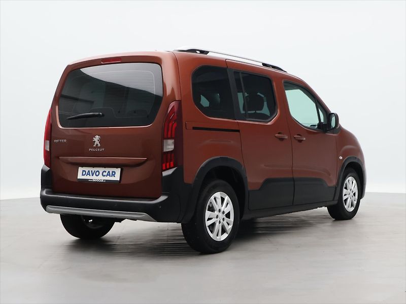 Peugeot Rifter 1,5 HDi 96kW Allure Aut.klima - fotka 7 z 32