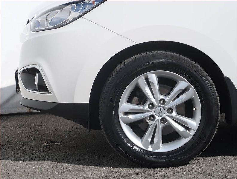 Hyundai ix35 (2013) 2.0 CRDi, 4X4, Automat - fotka 15 z 18