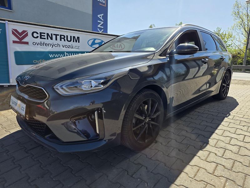 Kia Ceed (2019) 1.6-GT-LINE-AUTOMAT-TAŽNÉ - fotka 4 z 18