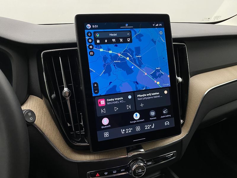Volvo XC60 T6 AWD RECHARGE DARK PLUS CZ - fotka 60 z 62