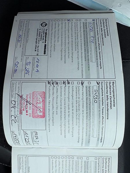 Nissan Qashqai 1.6dCi, 96kW, 4x4, Kamera 1Maj - fotka 20 z 27