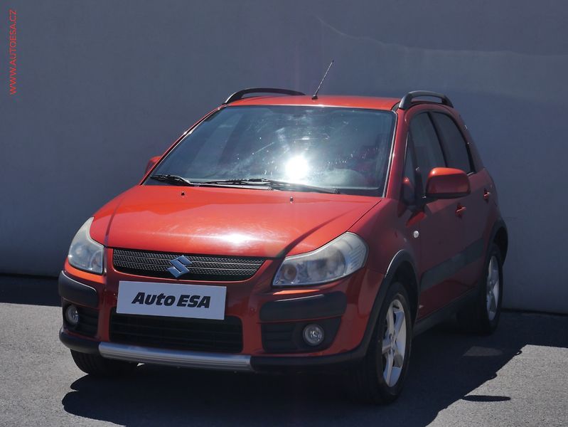 Suzuki SX4 (2009) 1.6i 4x4, ČR, 4x4, vyhřívané - fotka 3 z 17