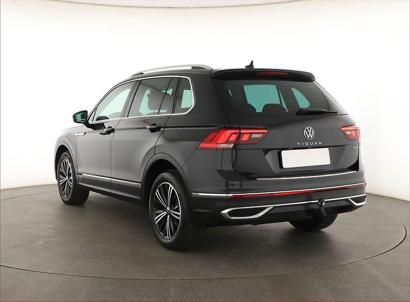 Volkswagen Tiguan (2021) 2.0 TDI - fotka 4 z 22