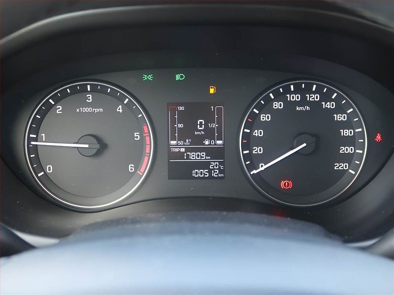Hyundai i20 (2017) 1.4 CRDi, Tempomat - fotka 11 z 17