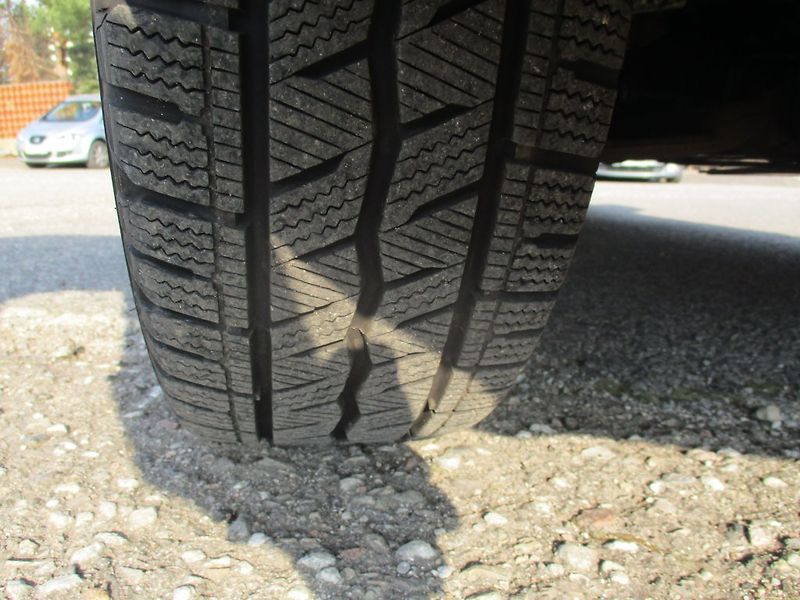 Volkswagen Caravelle T6 2.0 TDI 110kw  9 míst,Navi, - fotka 26 z 31