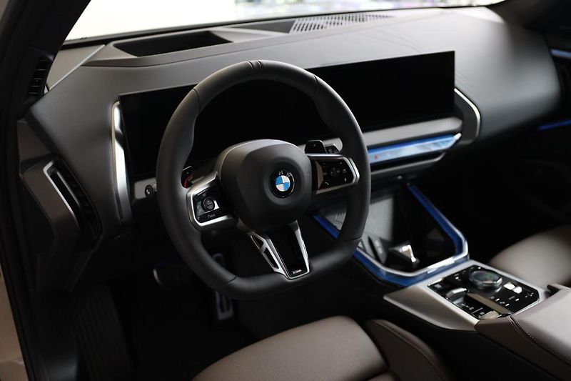 BMW X3 xDrive 40d - fotka 2 z 18