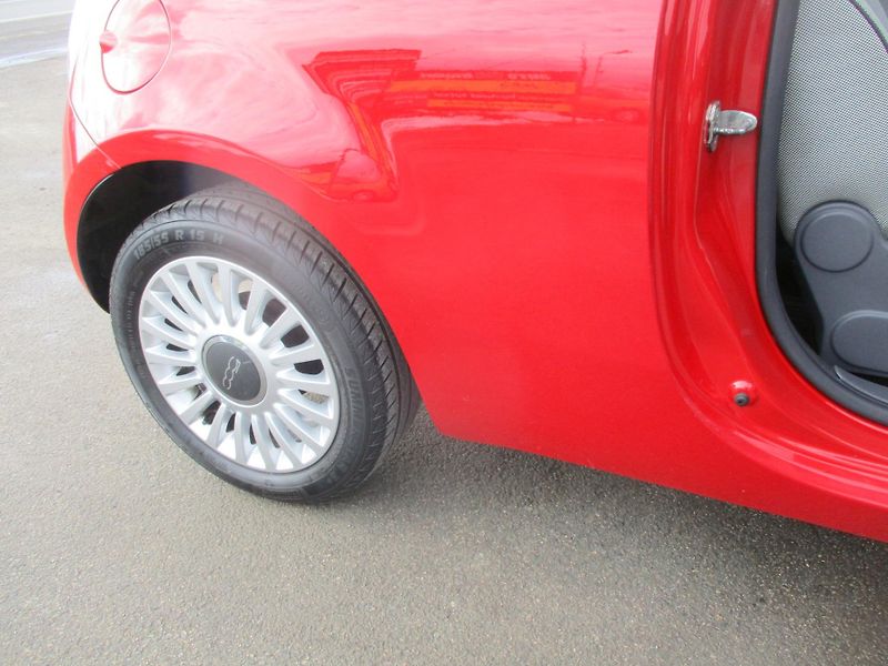 Fiat 500 1.2i LOUNGE L+Z PNEU*SERVIS* - fotka 29 z 43