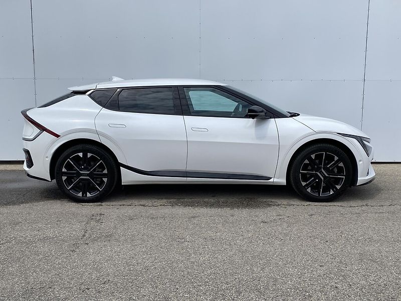 Kia EV6 239 kW / 84 kWh 4x4 GT-Line - fotka 3 z 30