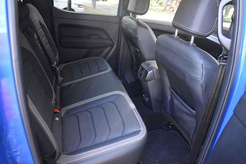 Volkswagen Amarok – s červenými vozy s motorem 2.0 TDI jsme se projeli v jihoafrickém terénu.