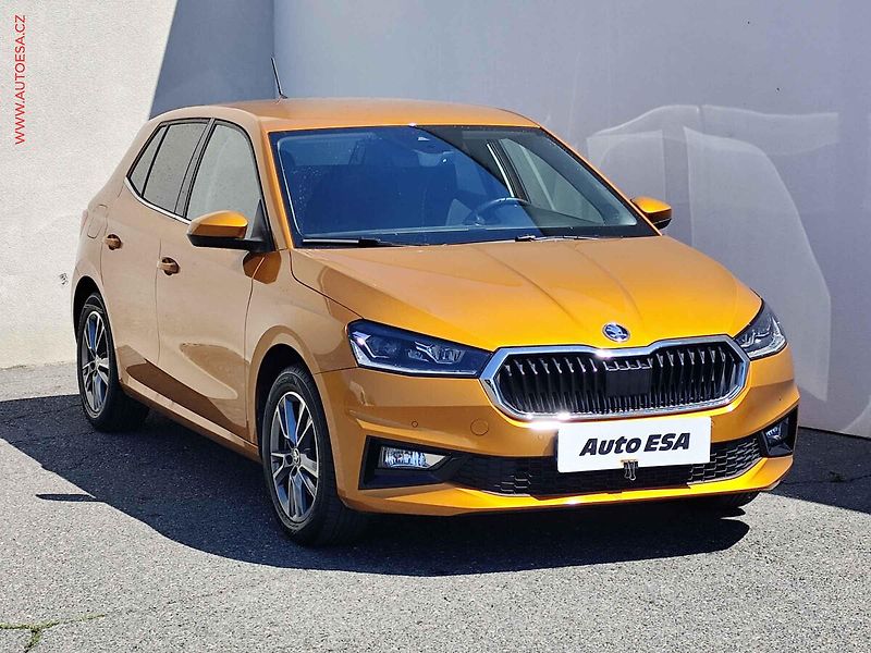 Škoda Fabia (2023) 1.0TSi, 2.maj,ČR, Style, DSG - fotografie inzerátu