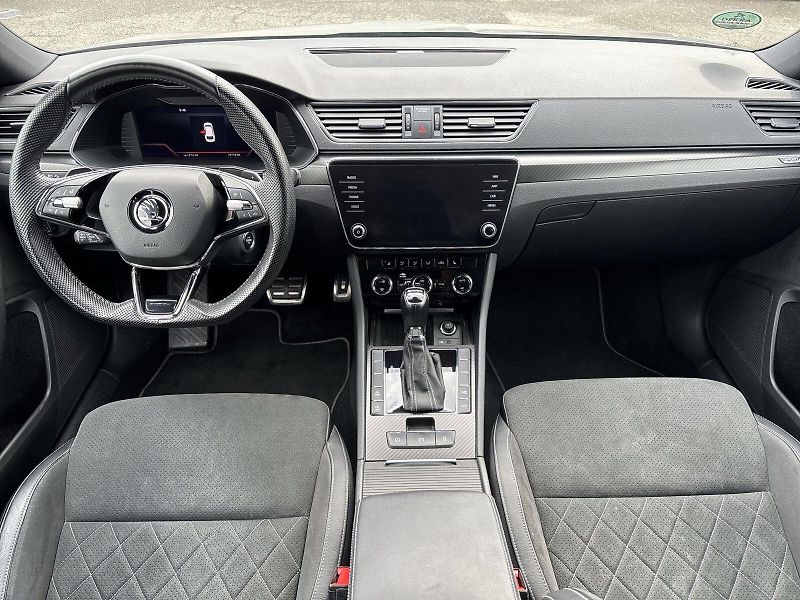Škoda Superb (2023) Combi 2.0 TDI DSG Sportline - fotka 5 z 33