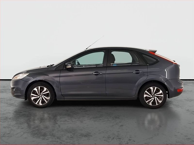 Ford Focus (2010) 1.6 16V, po STK, jezdí skvěle - fotka 3 z 16