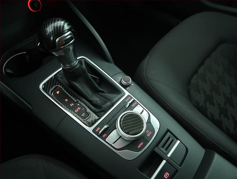 Audi A3 (2015) 1.6 TDI, Automat, Navi - fotka 13 z 17