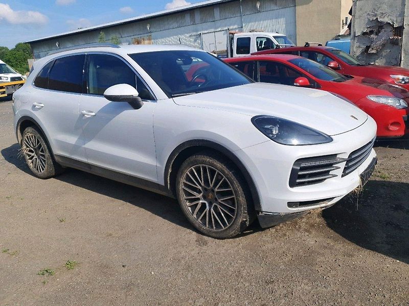 Porsche Cayenne (2019) 3.0, 250KW, BASIS - fotka 7 z 9