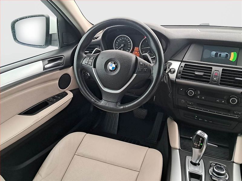 BMW X6 (2013) xDrive30d, 4X4, Automat - fotka 7 z 22