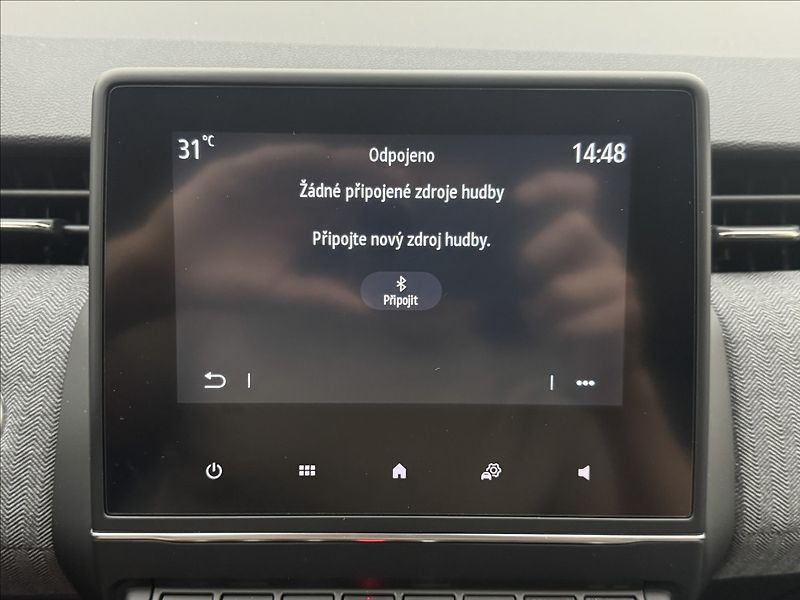 Renault Clio 1,0 TCe LPG DPH TECHNO ZÁRUKA - fotka 18 z 43