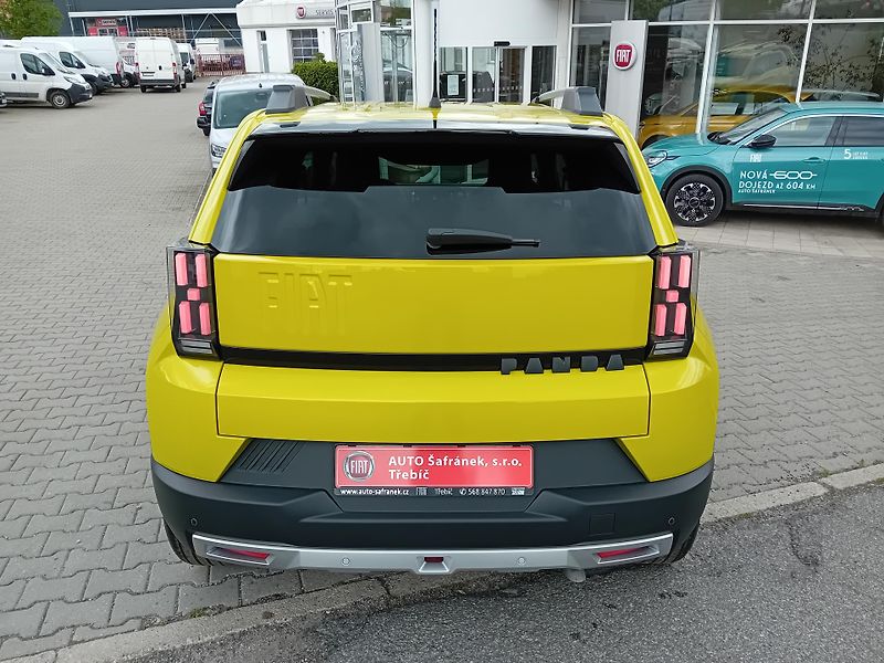 Fiat Grande Panda (2026) BENZÍN 100k ICON 8LET ZÁ/IHNED - fotka 6 z 19