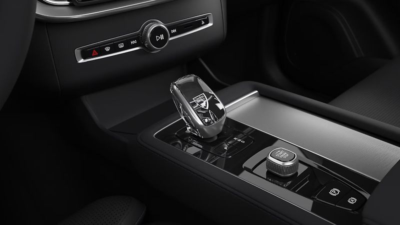 Volvo XC90 (2026) T8 AWD BLACK EDITION PLUS 7m - fotka 10 z 10