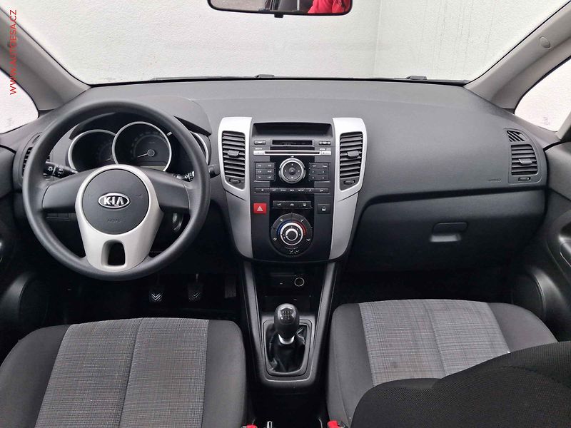 Kia Venga (2010) 1.4i, 2.maj,ČR, AC, +sada kol - fotka 8 z 16