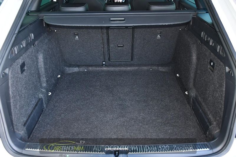 Škoda Superb 2,0TDI SPORTLINE 147KW DSG 4x4 - fotka 47 z 56