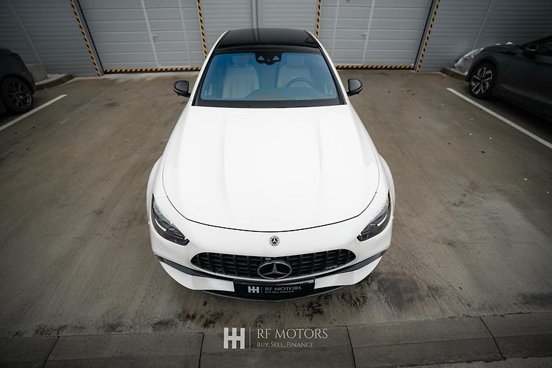 Mercedes-Benz Třídy E (2022) AMG E63 S 4MATIC 450kW - fotka 7 z 56