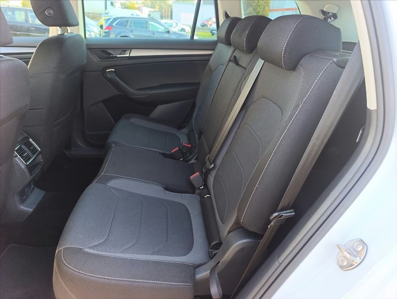 Škoda Kodiaq 2,0 TDi 4x4 DSG 7.míst Navi - fotka 24 z 38