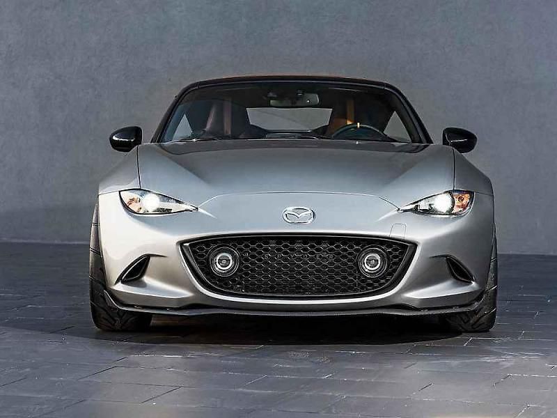 Mazda MX-5 Speedster.