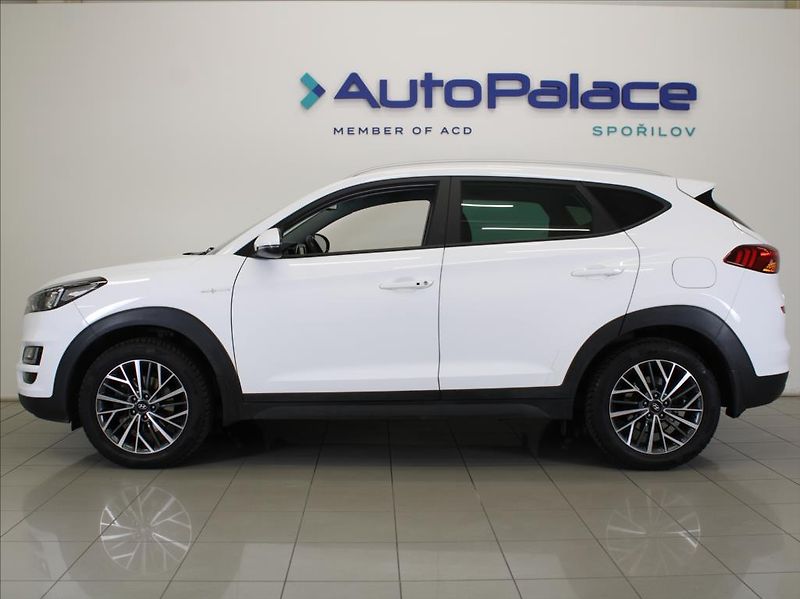Hyundai Tucson 1,6 T-GDI 130kW 71tkm.2.maj.ČR - fotka 5 z 24