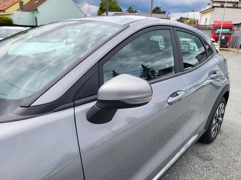 Ford Puma 1.0 EcoBoost mHEV 92kW automat - fotka 32 z 44
