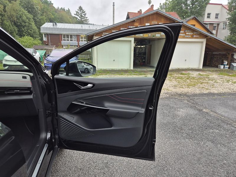 Volkswagen ID.5 ZAMLUVENO ! - fotka 39 z 48