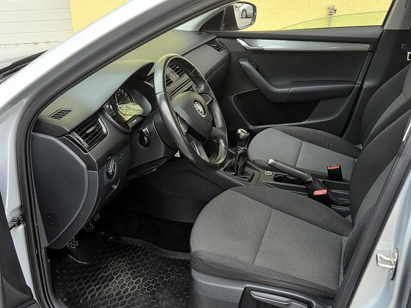 Škoda Octavia 1,2 TSi PO ROZVODECH, 1.maj - fotka 26 z 41