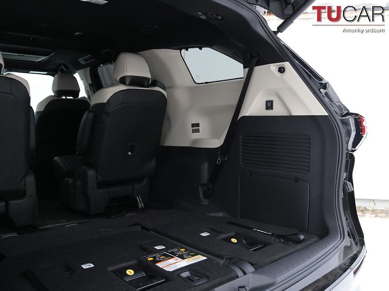 Toyota Sienna (2026) Platinum 2.5 HEV AWD - fotka 74 z 76