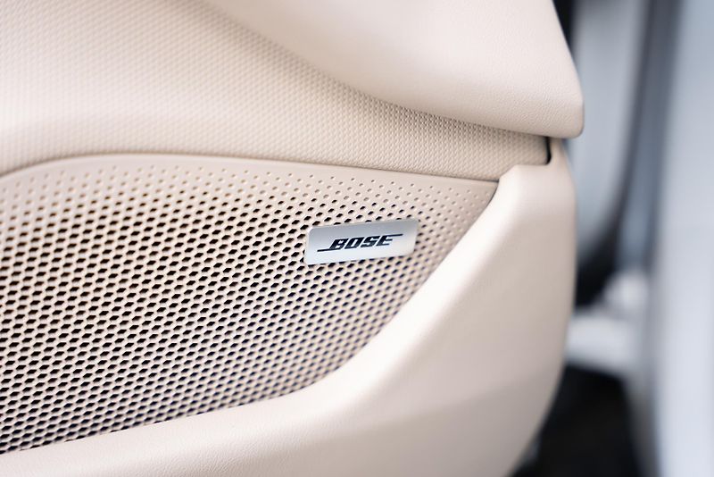 Porsche Taycan - fotka 15 z 30